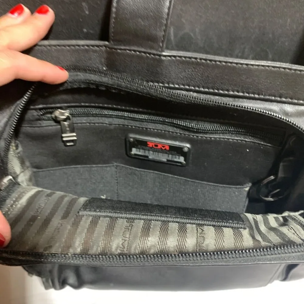 Tumi Leather 2-Wheeler Expandable Leather Laptop Briefcase #96003D4 Black